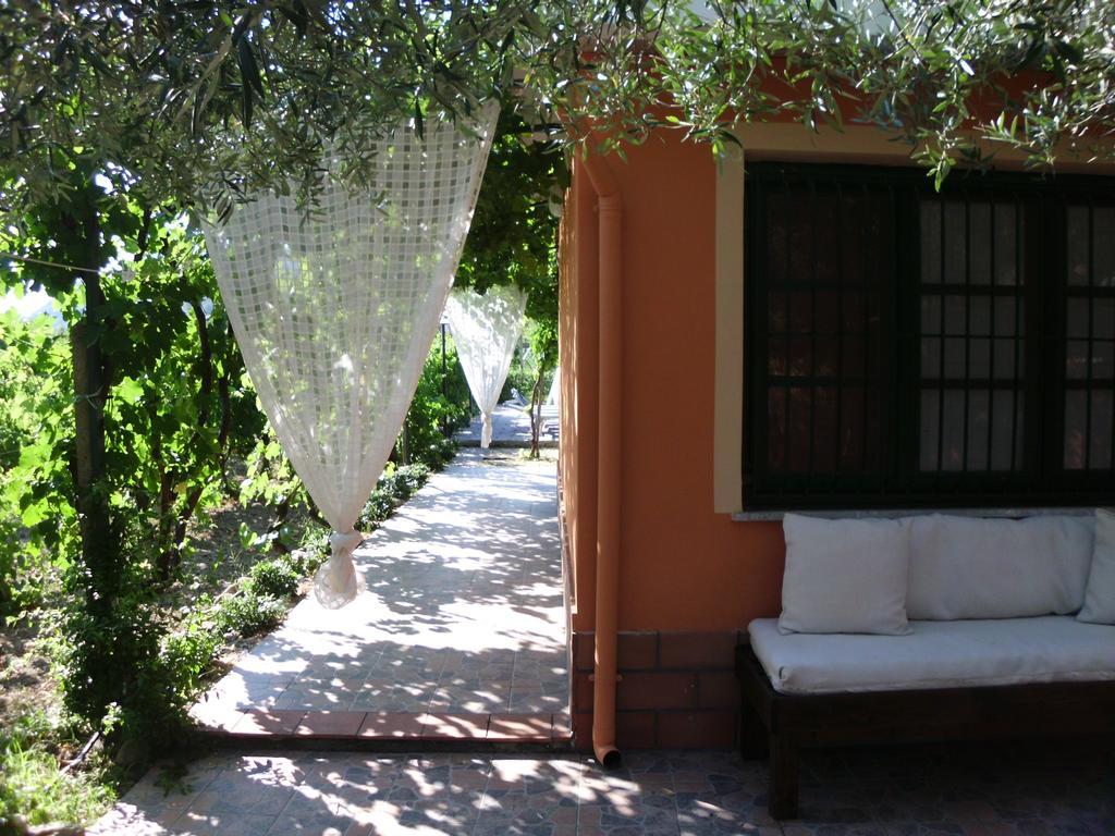 Il Vigneto "Cottage" Gaggi Exterior photo