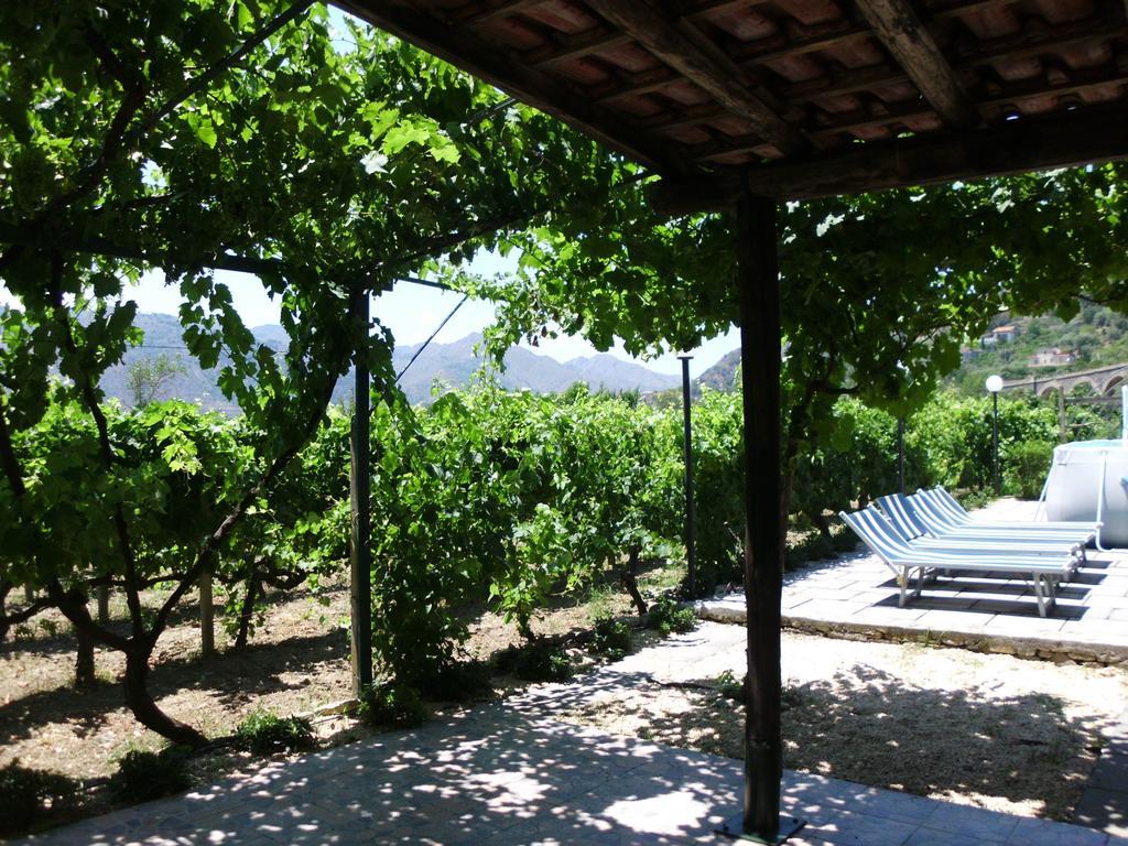 Il Vigneto "Cottage" Gaggi Room photo